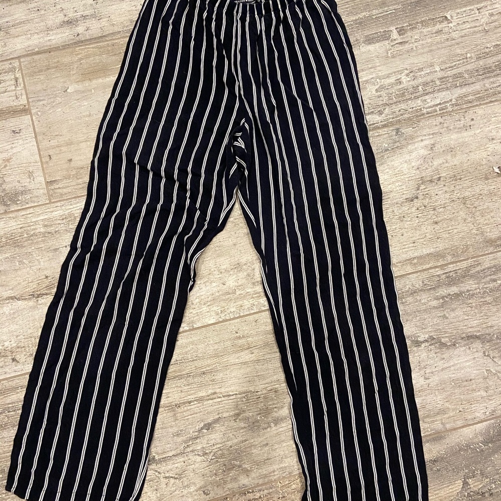 brandy pants💙🤍